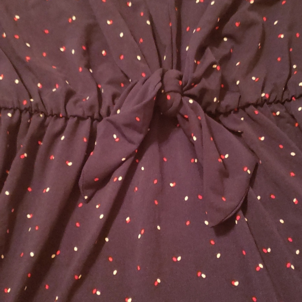 Spring dress - Picture 2 of 3